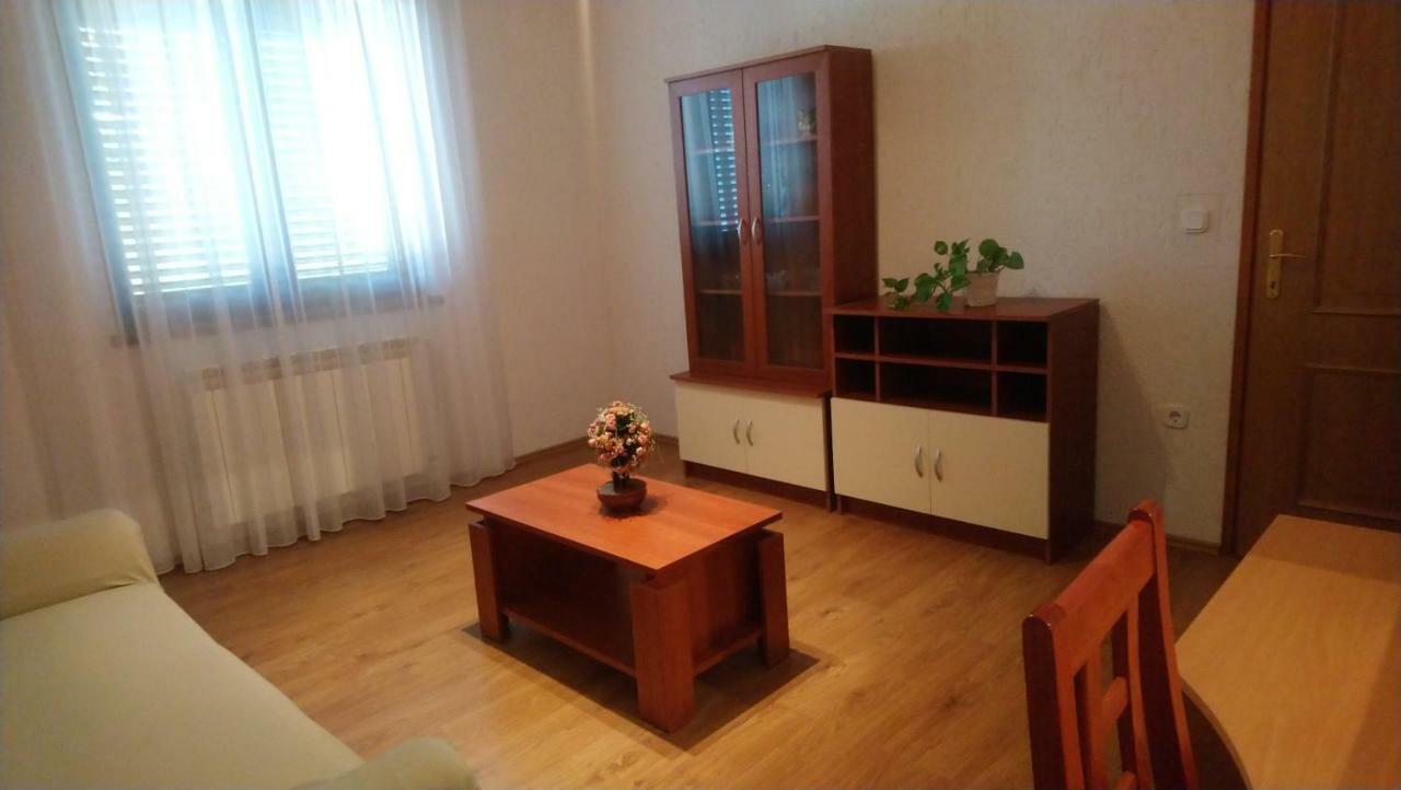 Apartman Dino Tar-Vabriga Exterior foto